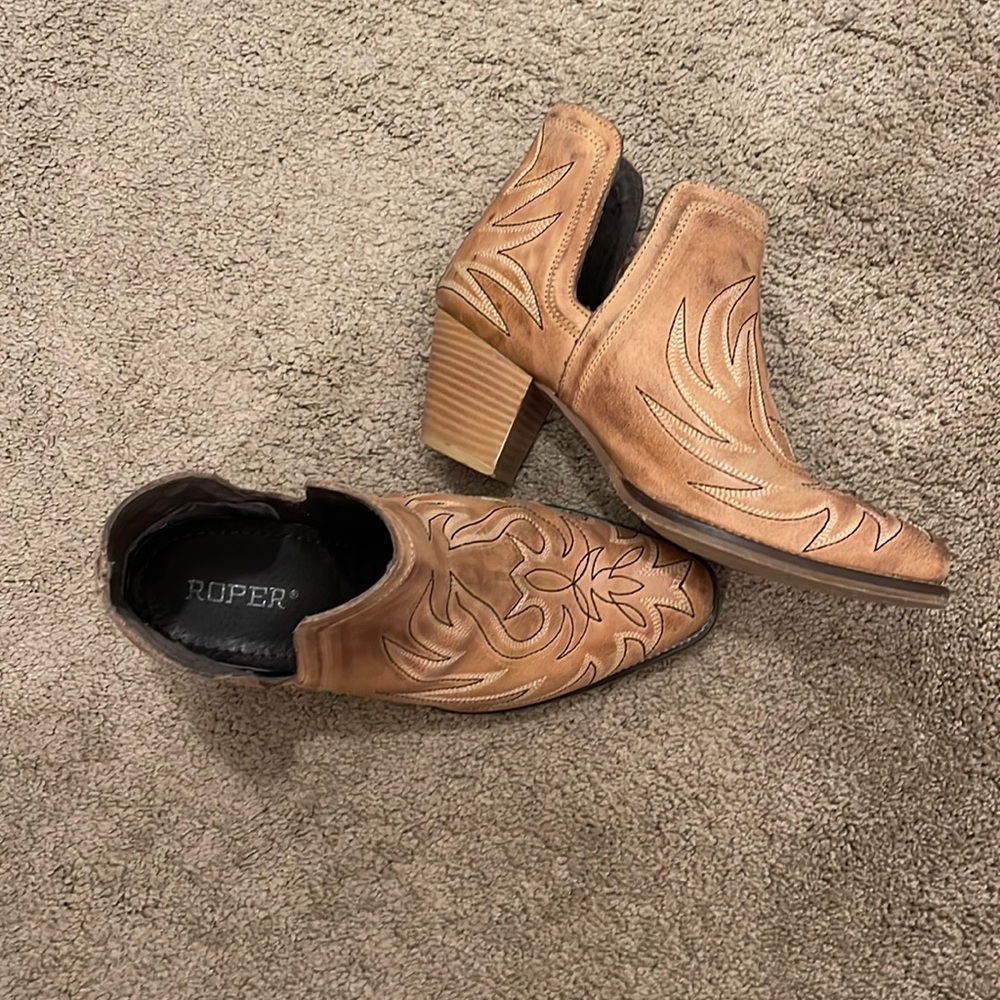 Roper Booties